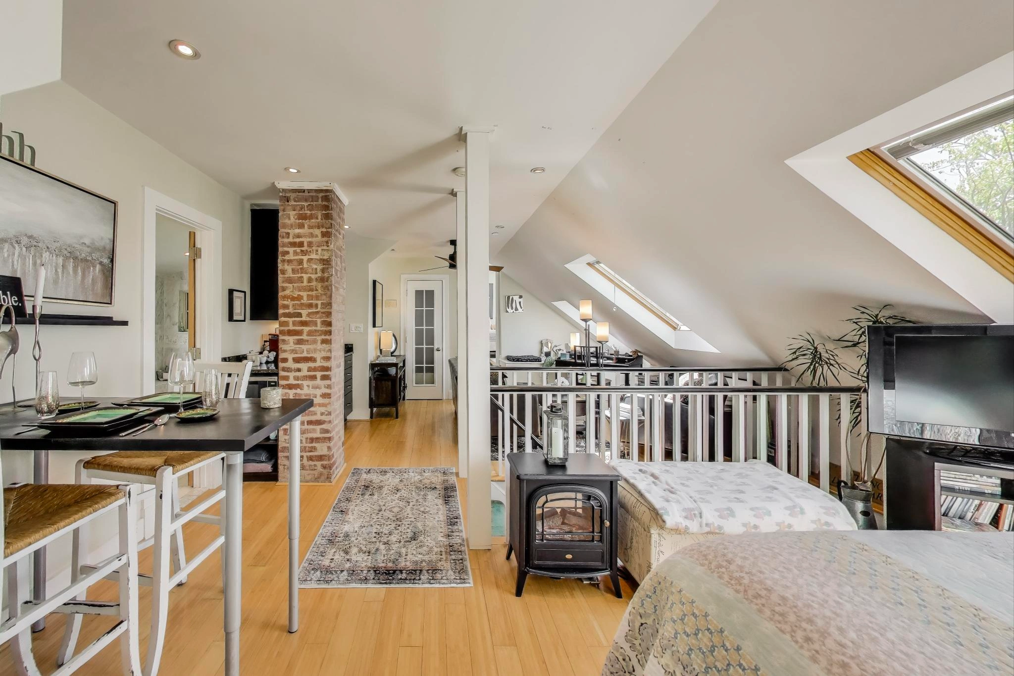 The Skylit Flat & Solarium Property Image